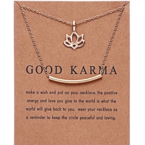 Gold lotus necklace - Picture 4 of 8